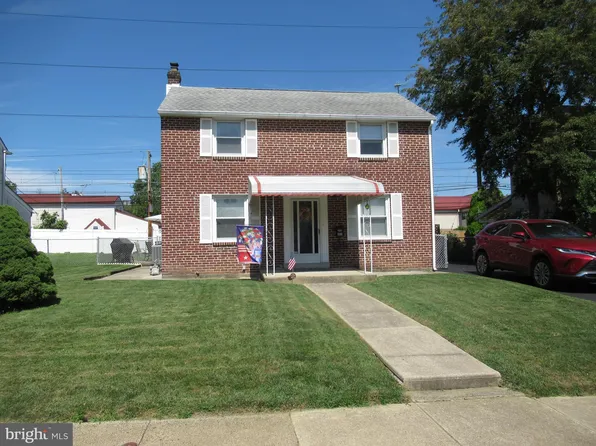 1011 Edgerton Rd, Secane, PA 19018