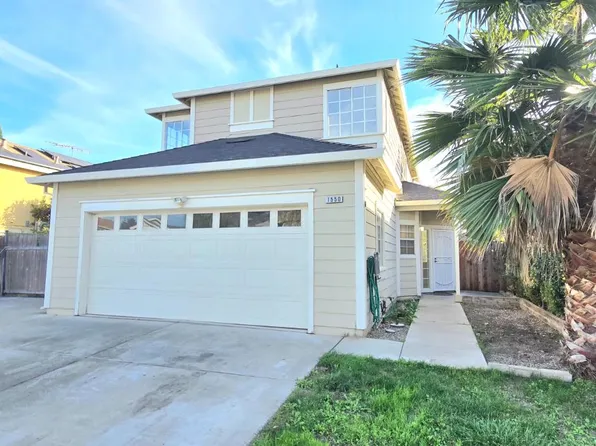 1550 Paradise Valley Dr, Woodland, CA 95776