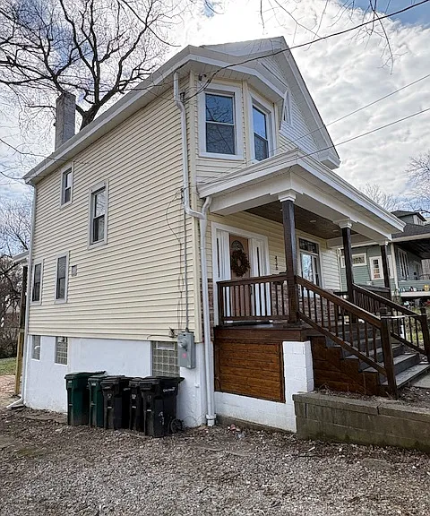 436 Hawthorne Ave — Photo 2