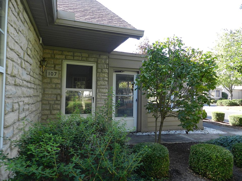 1st image of 107 Canterbrick Dr