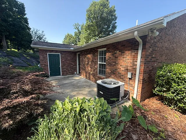 620 Lincoln Ave #A — Photo 4