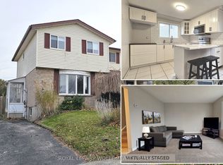 29 Folkstone Cres, Kitchener, ON N2E2T1