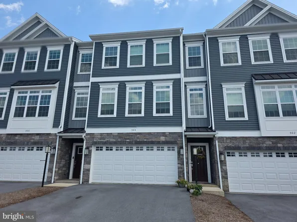 504 Brandywine Dr, State College, PA 16801