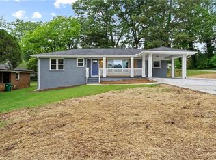 2422 Fontaine Cir, Decatur, GA 30032
