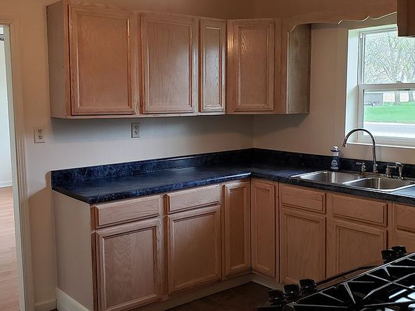 18213 W Farmington Rd, Trivoli, IL 61569