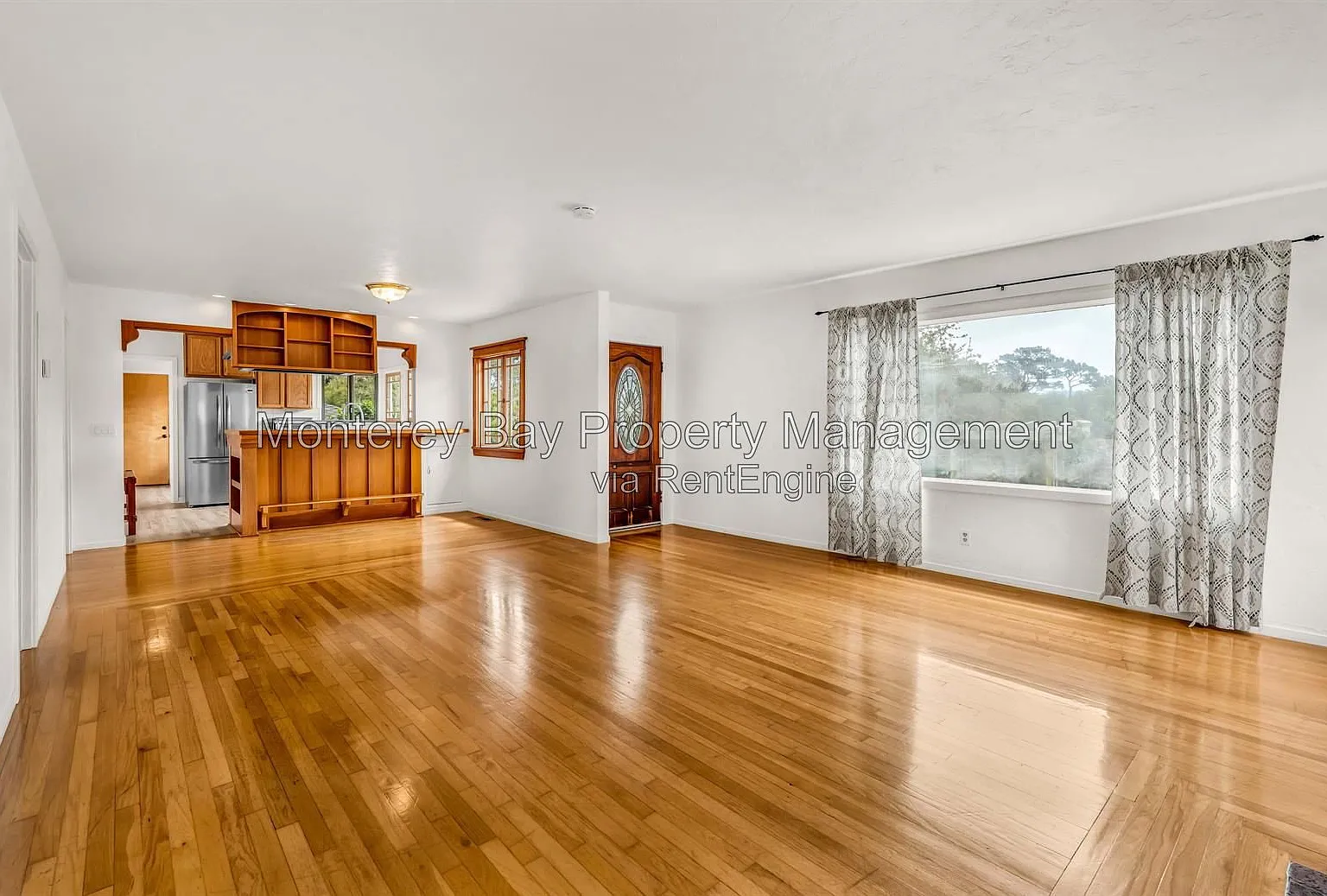 3 bed, 2.0 bath, $4,400 — Photo 3