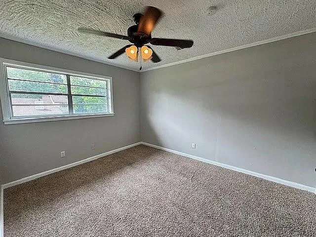 203 N Lake Dr — Photo 16