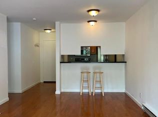 361 Half Moon Ln APT 308, Daly City, CA 94015