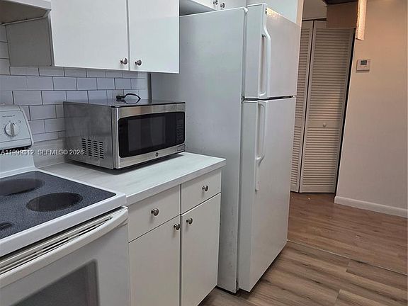 3rd image of 850 N Miami Ave #W-605