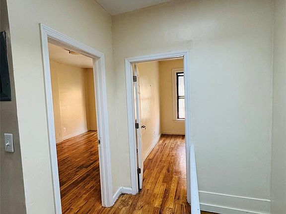 3rd image of 342 E 194th Street