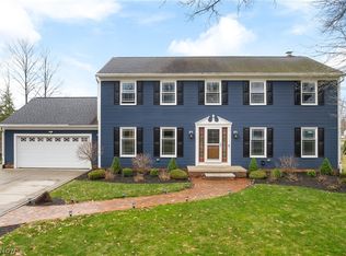 417 Forest Ln, Wadsworth, OH