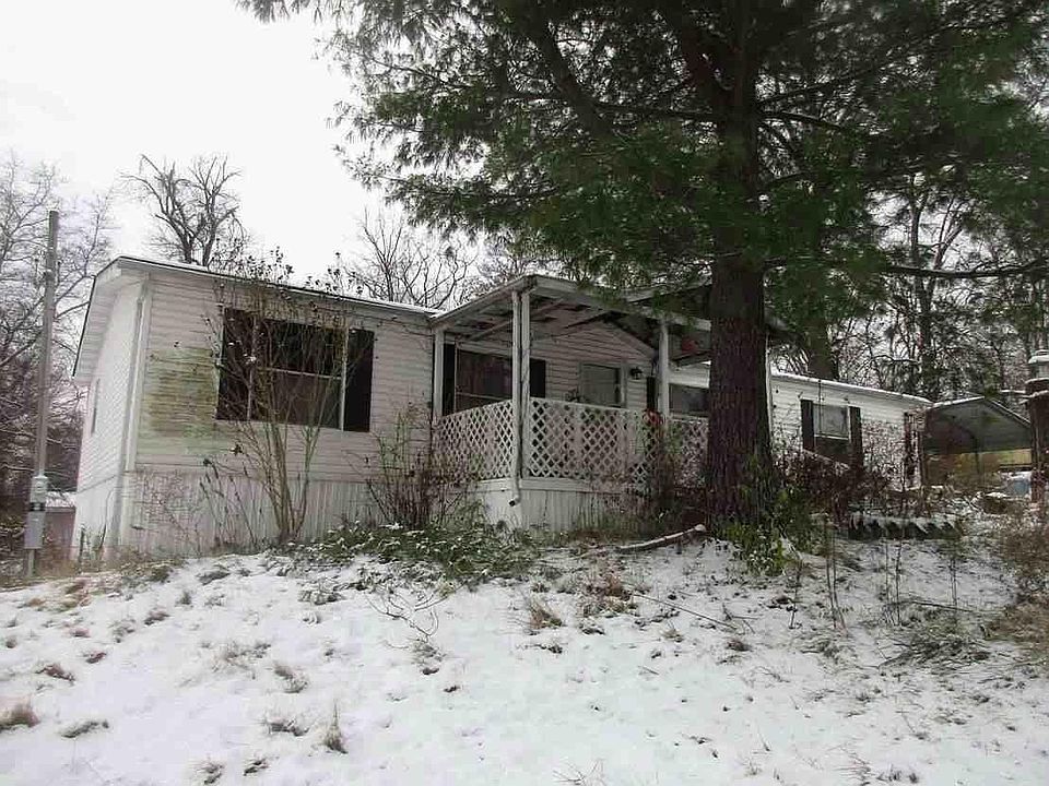 1st image of 318 Oak Dr