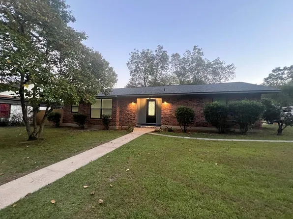 606 E 28th St, Texarkana, AR 71854