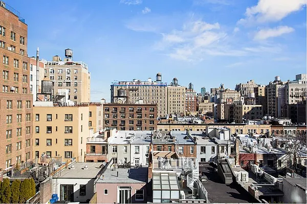 Rented by Douglas Elliman | media 22