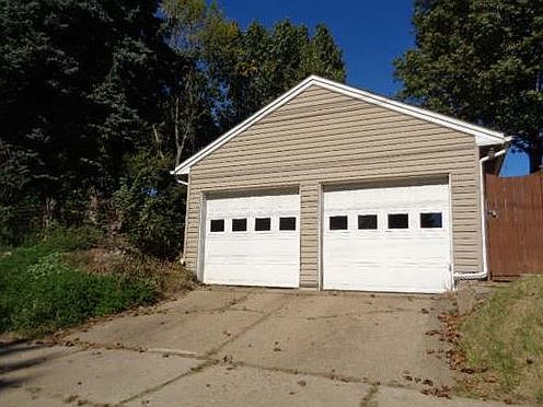 5th image of 1033 Linwood Ave SW