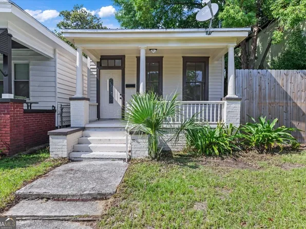 604 W 40th St, Savannah, GA 31415