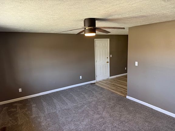3rd image of 216 Dellsing Dr