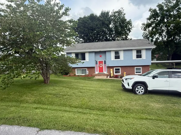 126 Longview Rd, Bristol, VA 24201