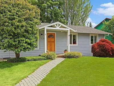3 bed, 1150 sqft, $2,900 — Photo 1