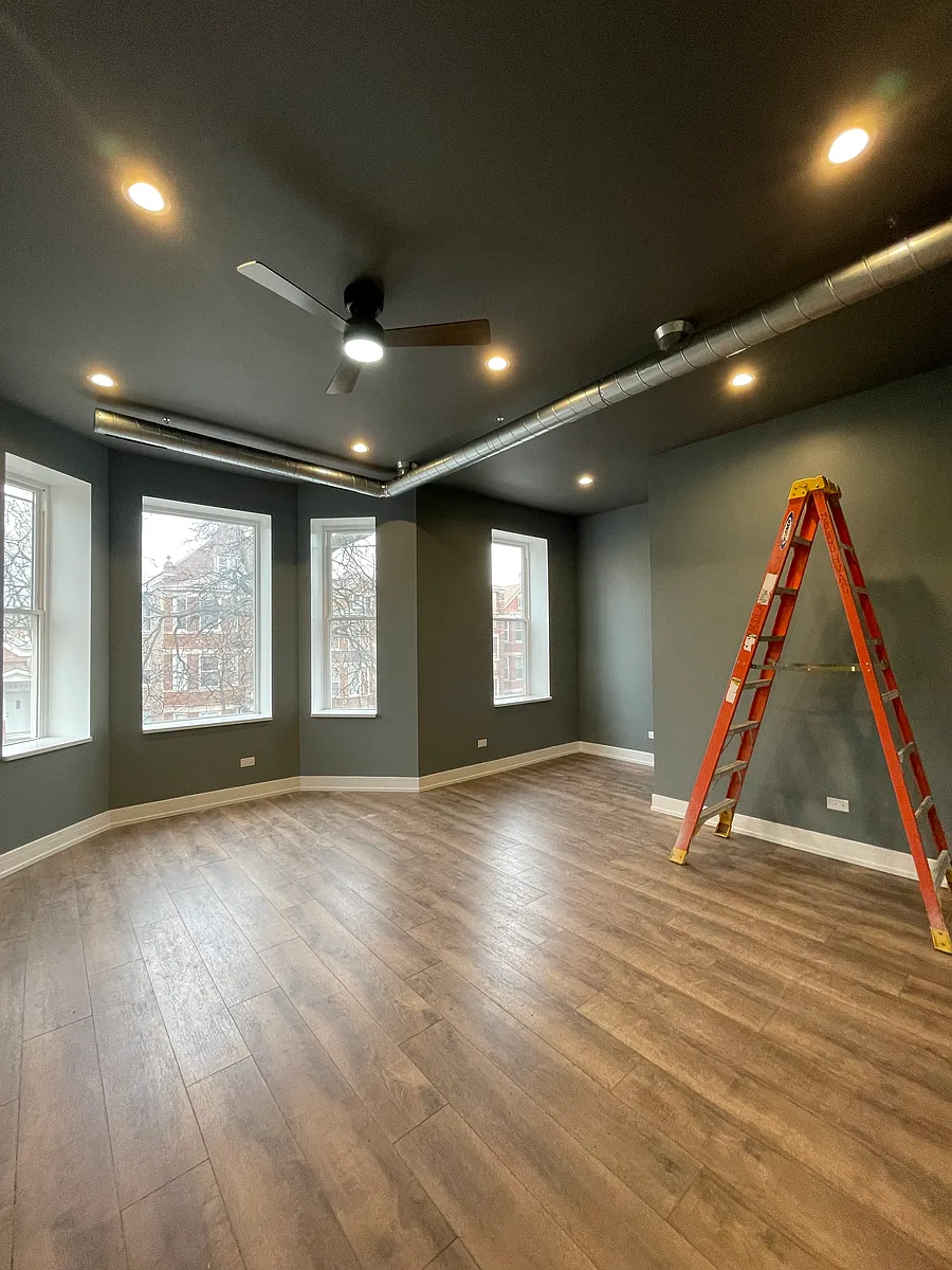 Building Photo - 1531 S Harding Ave #2