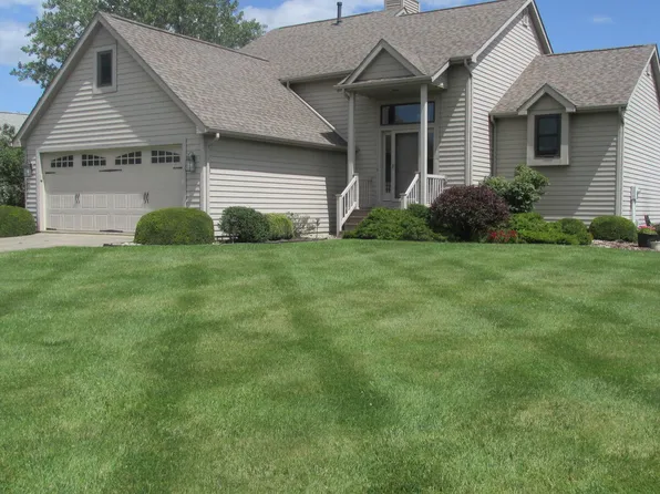 727 Kenaston Dr, Coldwater, MI 49036