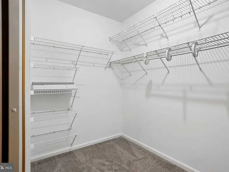 1 Colebrook Ct — Photo 22