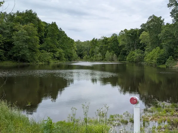 1340 Owl Cir, Hurricane Mills, TN 37078