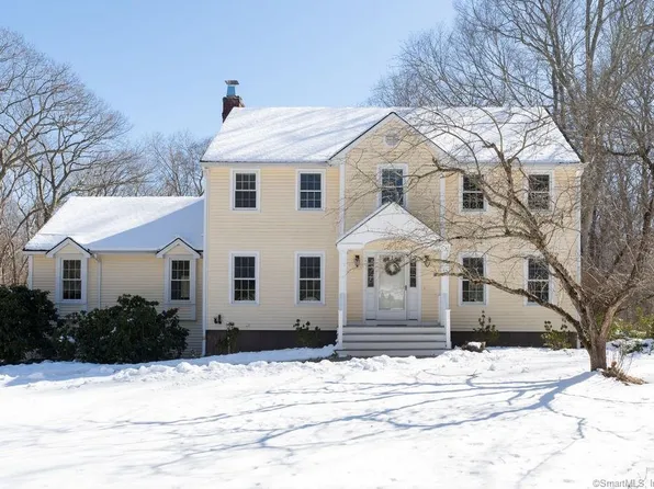 134 East Gate Road, Guilford, CT 06437