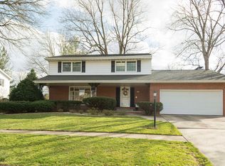 3 O'Connor Ct, Champaign, IL 61821