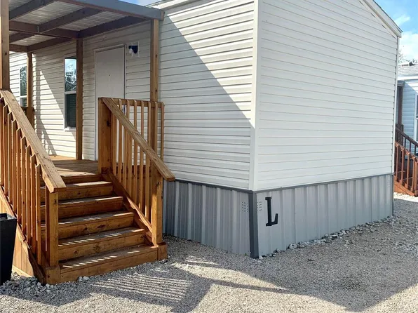 3621 County Road 161, Alvin, TX