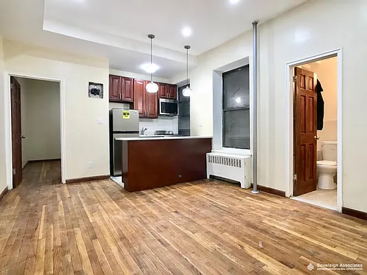 Rented by Sovereign Associates | media 4