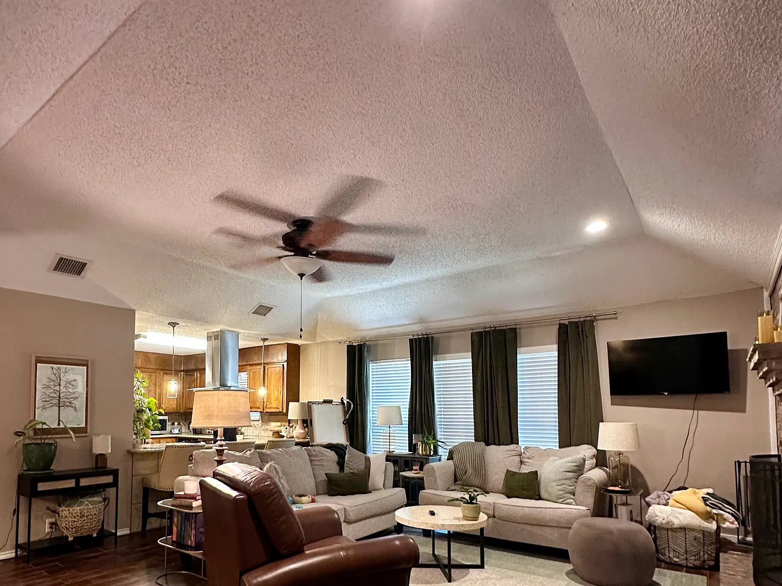 2 bed, 2.5 bath, 1435 sqft, $2,250 — Photo 1