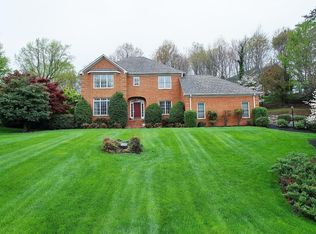 6611 Hidden Woods Dr, Roanoke, VA 24018