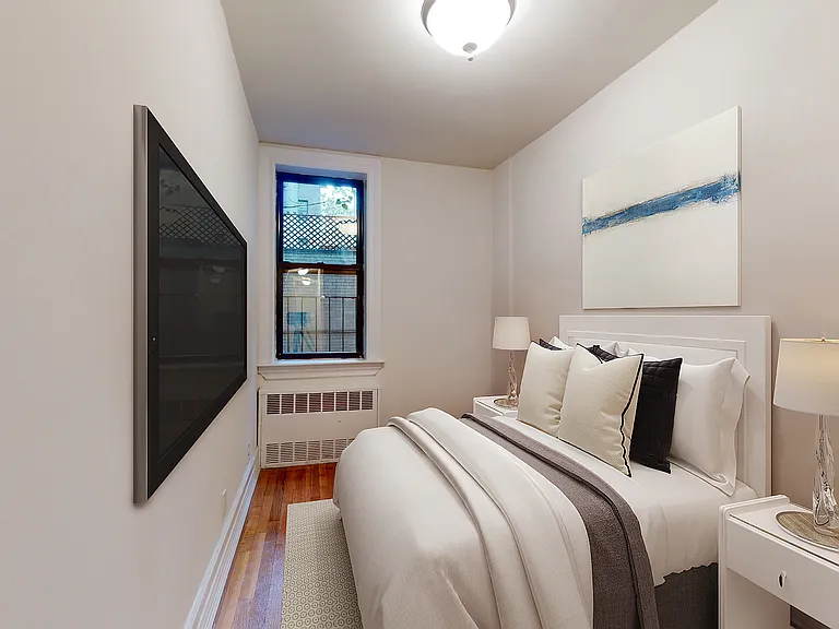 338 E 70th St #3B — Photo 2