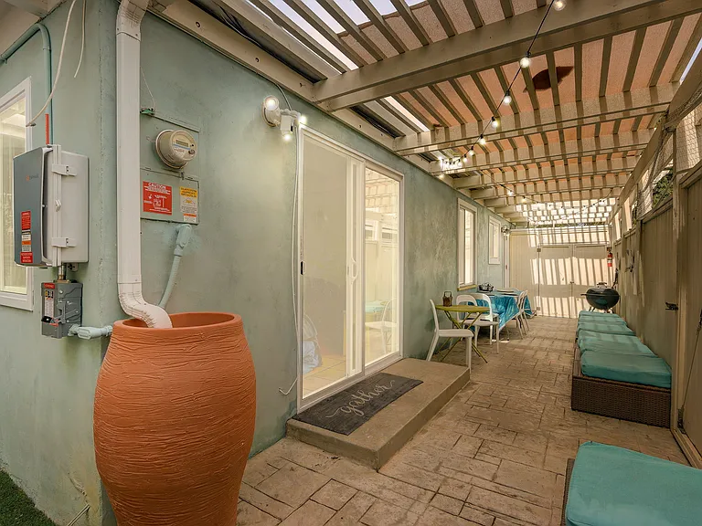 4020 Sequoia St #4020 — Photo 105