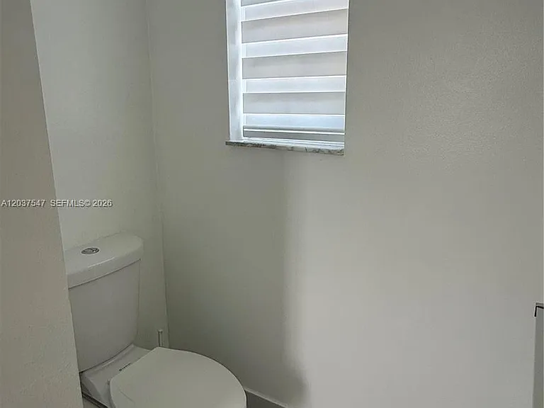11921 SW 273rd St — Photo 25