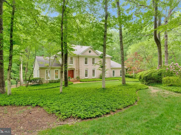 10606 Canterberry Rd, Fairfax Station, VA 22039