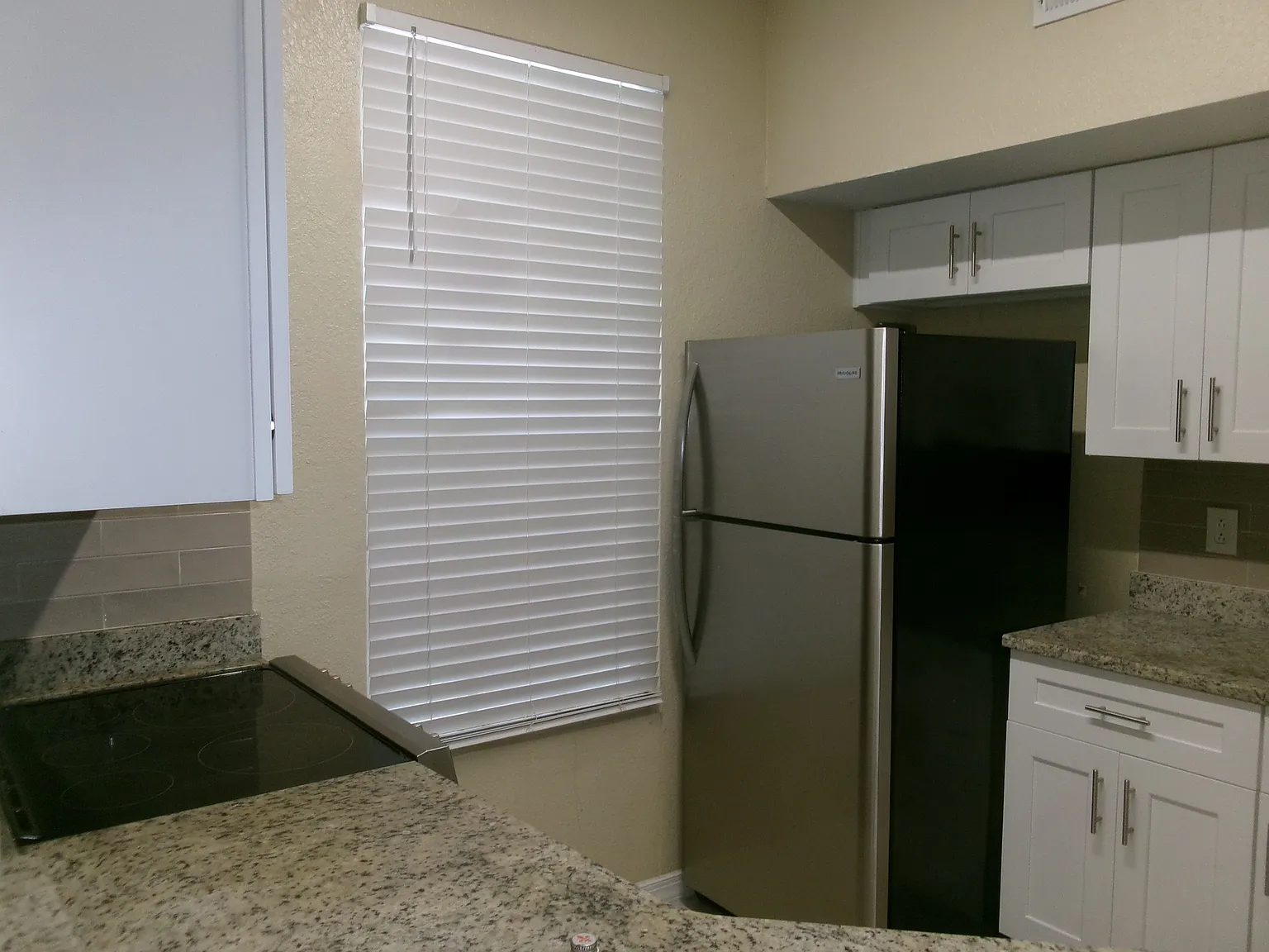 1 bed, 794 sqft, $1,425 — Photo 3