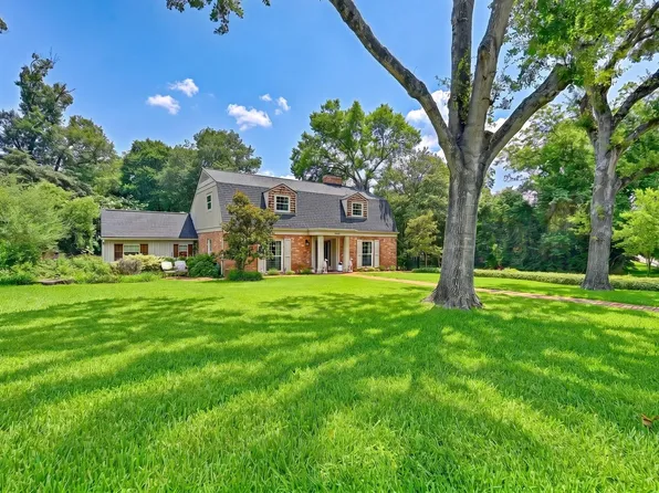 1704 Harrison Rd, Brenham, TX 77833