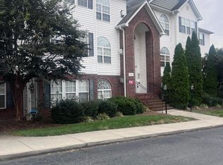 4320 Cedarcroft Ct APT 2A, Greensboro, NC 27409