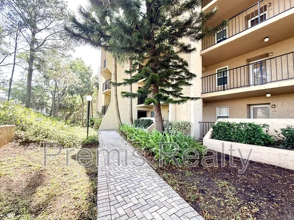 90 S Highland Ave APT 1101, Tarpon Springs, FL 34689