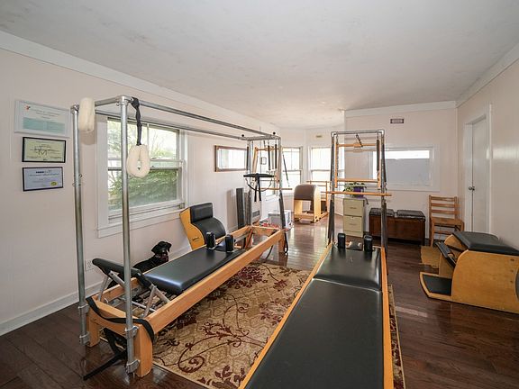 3rd image of 56 Narragansett Ave #3A