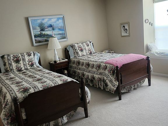 3rd image of 5539 Younkin Dr