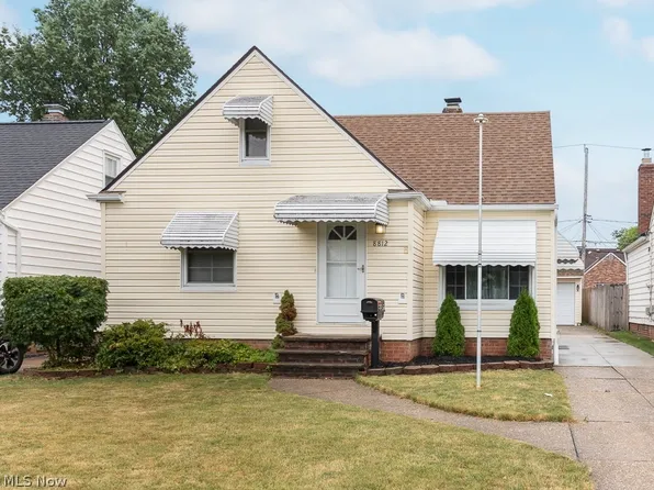 8812 Beech Ave, Brooklyn, OH 44144