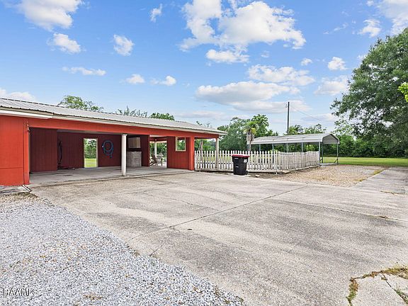 4th image of 223 S Fieldspan Rd