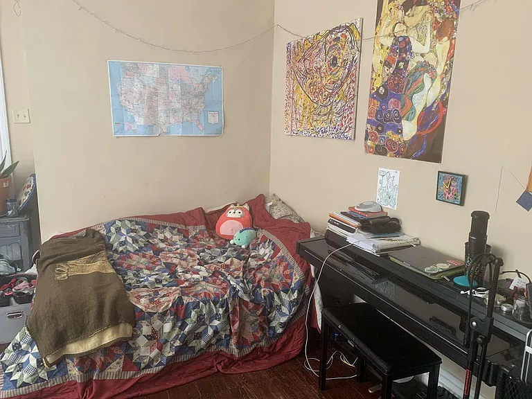 313 Donahue St #2 — Photo 8