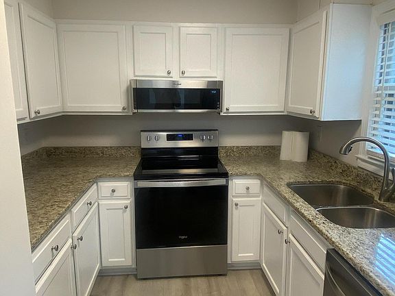 3rd image of 10 Poinsett Ave APT K