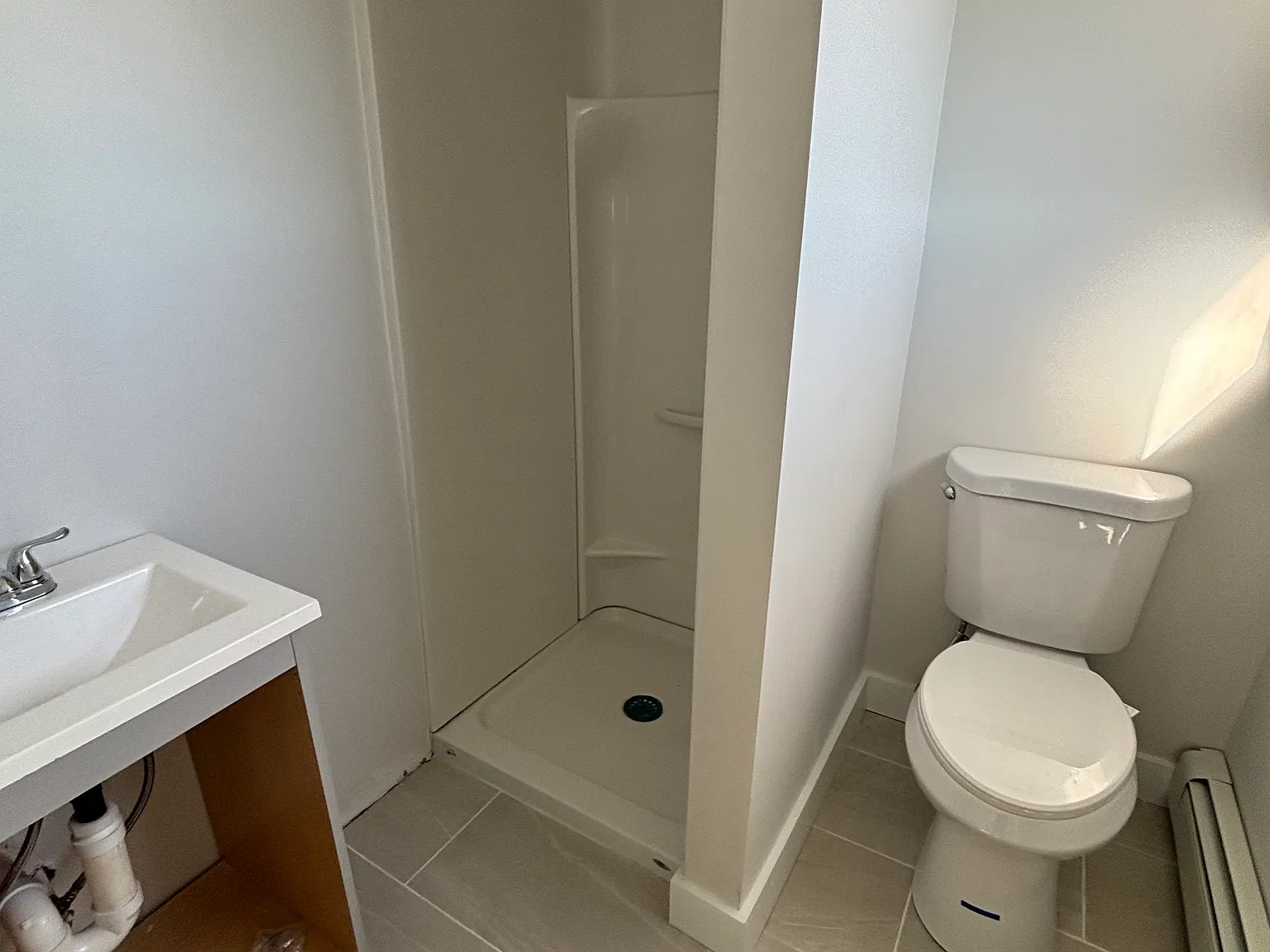 92 Perry St — Photo 3