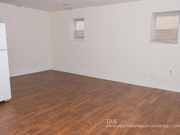 2nd image of 2438 N Ashland Ave #Ch1