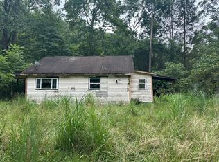 356 Blue Ck Rd, Elkview, WV 25071
